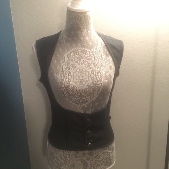 Rock & Republic Jackets & Blazers - NWT Rock & Republic Jean Vest Size Medium